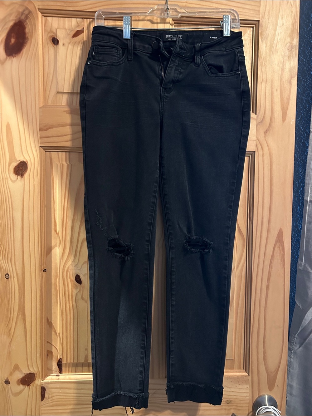 Judy Blue Black Distressed Ankle Skinny Jeans